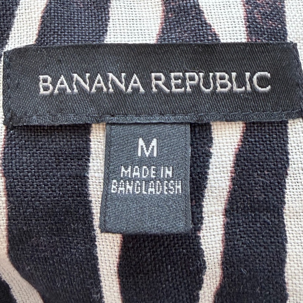Banana Republic Safari linen romper - Picture 10 of 10